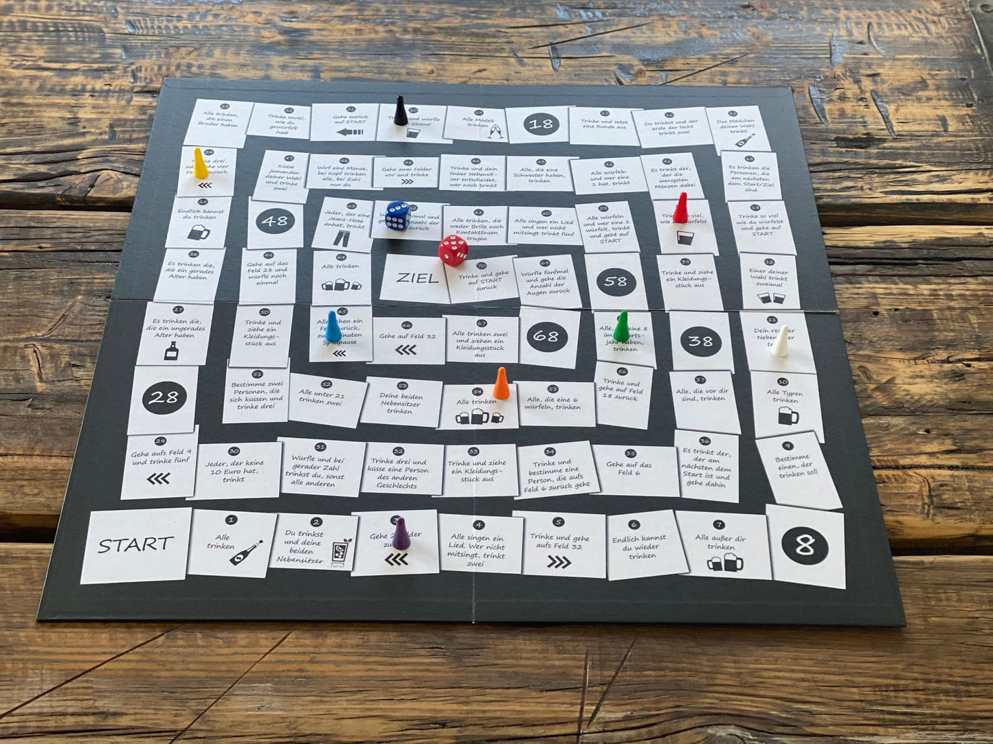 Die große Trinkspielesammlung - 33 lustige, verrückte Trinkspiele in einer Box!